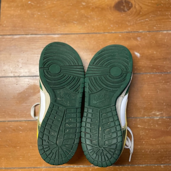 2006 baseball packs “Oakland A’s” Nike dunks size 10.5 - Picture 5 of 6